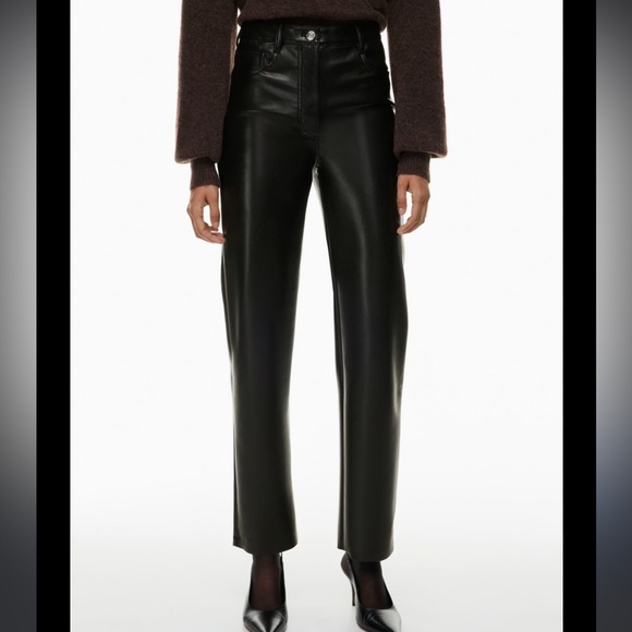Wilfred Aritzia Melina Black Faux Leather Straight Fit Pants 8 Crop High Rise - Picture 1 of 7